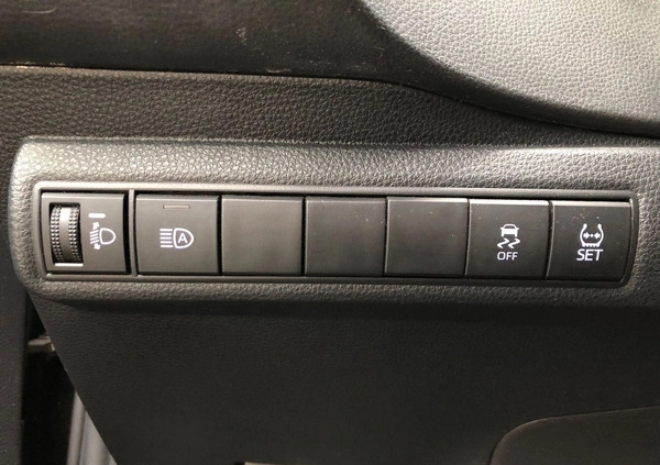 Toyota Corolla cena 85900 przebieg: 113478, rok produkcji 2019 z Hel małe 497